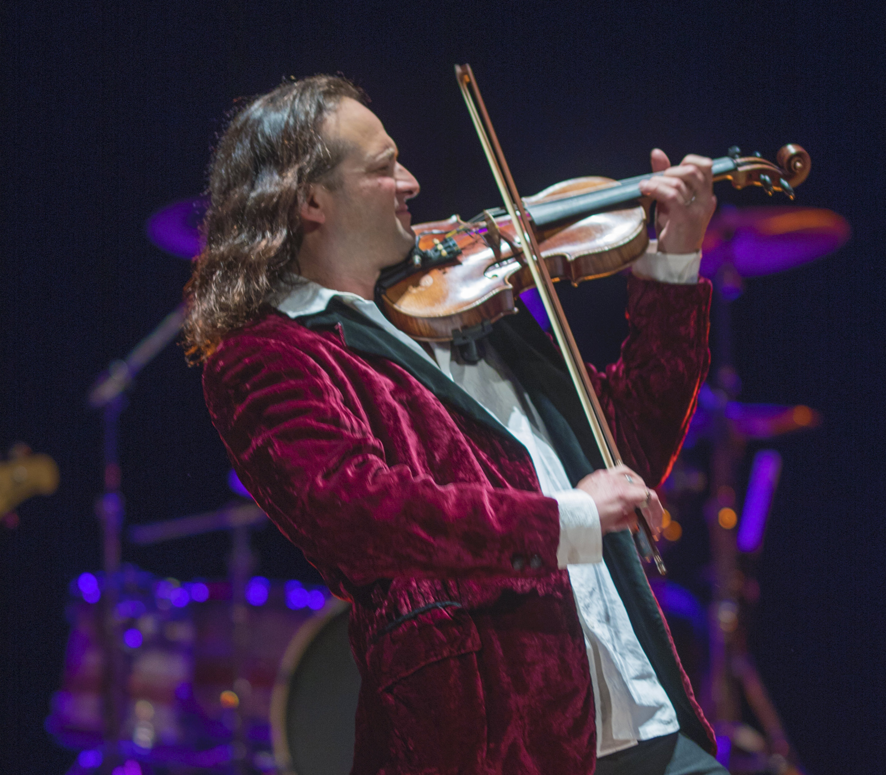 Concert Rock Violinist Aaron Meyer Cascade Arts & Entertainment